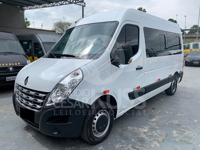 LOTE 011 - Renault MASTER 16 LUGARES L2H2 2019