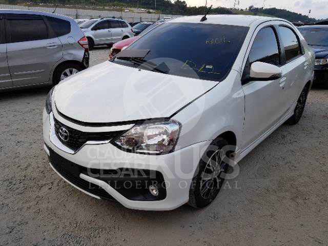 LOTE 038 - TOYOTA ETIOS Sedan Platinum 1.5 2018