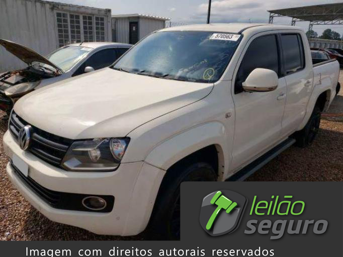 LOTE 036  VOLKSWAGEN AMAROK 2013