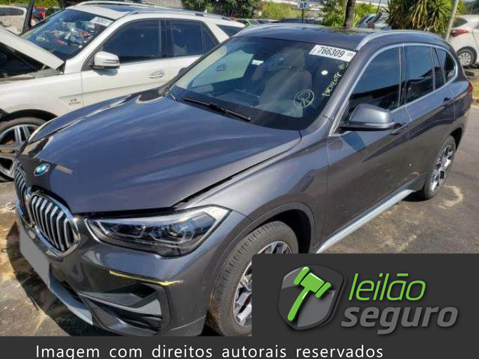 LOTE 039  BMW X1 2021