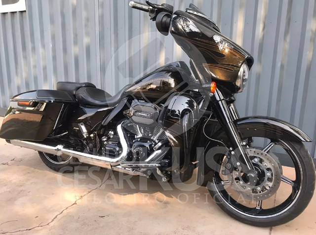 Lote 009 - Harley-davidson Street Glide Cvo 2016