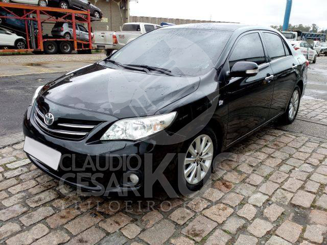 LOTE 013 - Toyota Corolla 2.0 Dual VVT-I Altis 2015