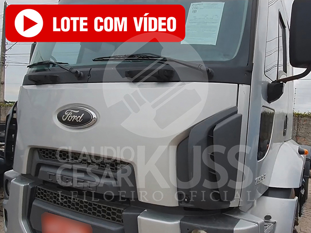 LOTE 007 - Ford Cargo 1933 TL Cab Ext 2013