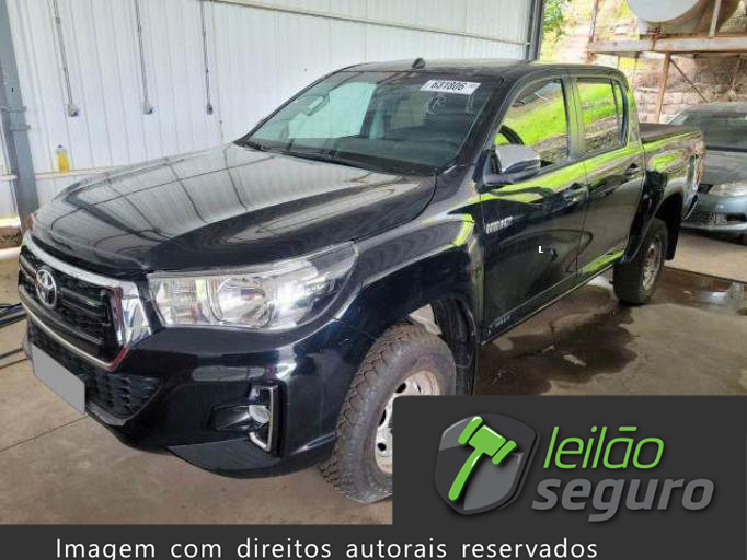 LOTE 004 TOYOTA HILUX CD 2019