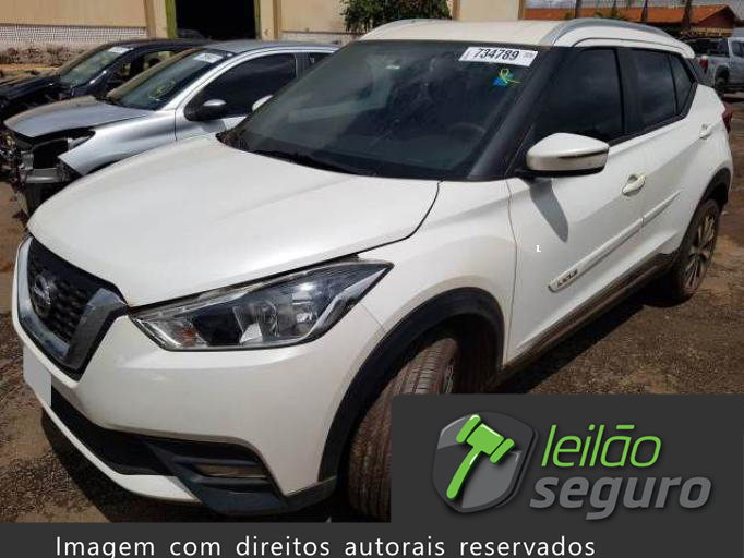 LOTE 023 NISSAN KICKS 2021