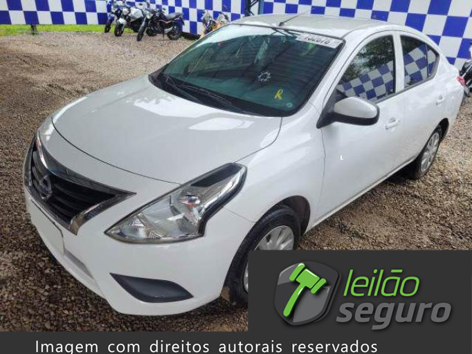 LOTE 033 NISSAN VERSA 2020